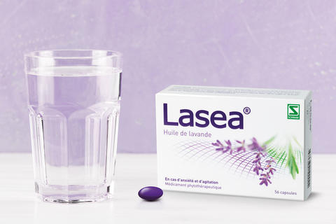  Packshot capsule Lasea avec verre